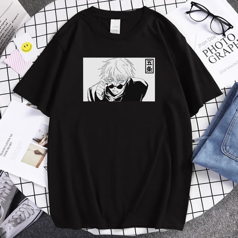 Foto de Camiseta deportiva estampada con Satoru Gojo del Jujutsu Kaisen